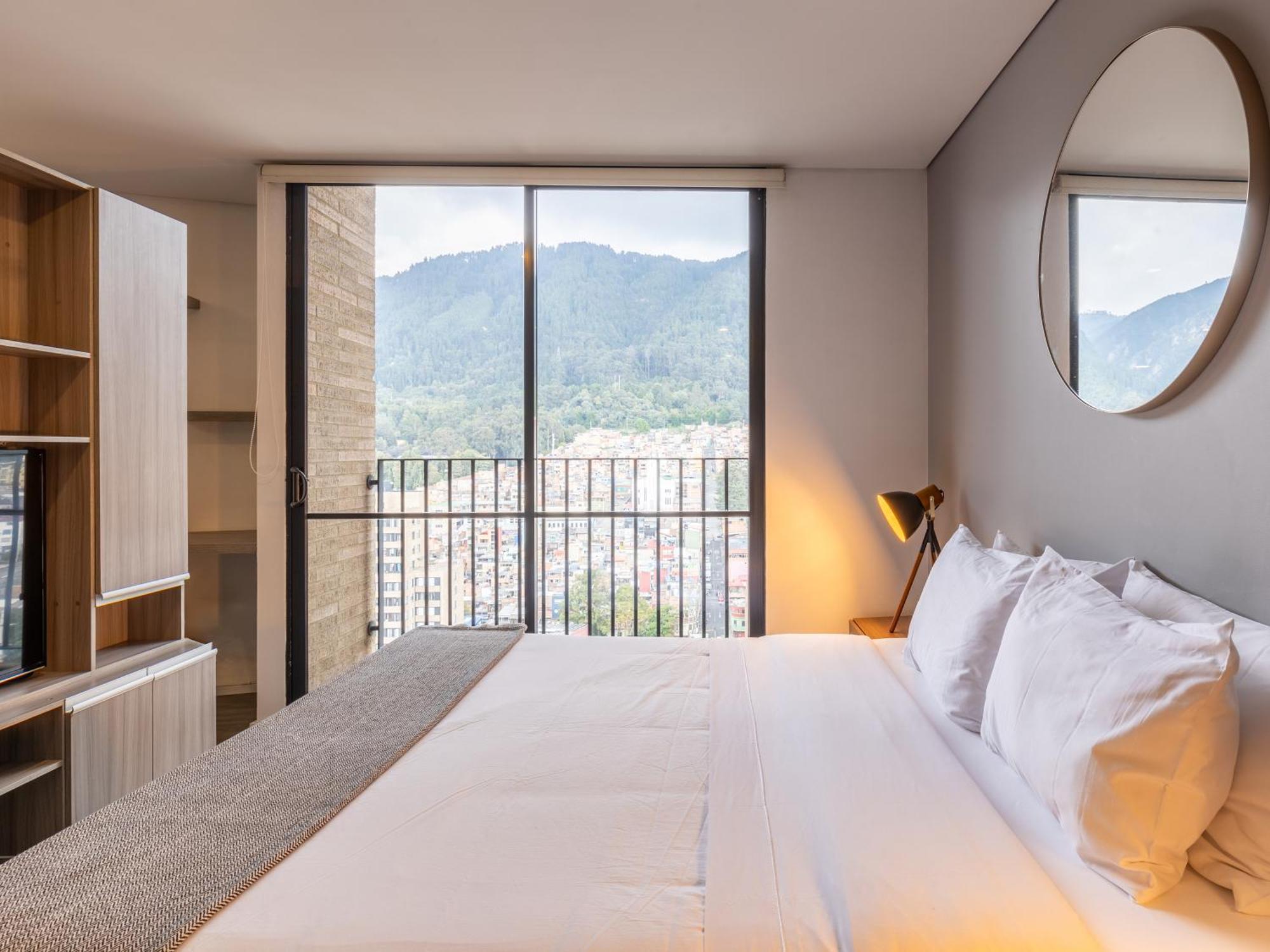 Bright 1br In Centro Internacional Bogotá