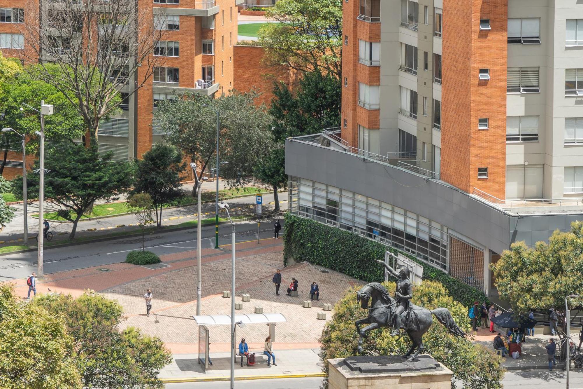Bright 1br In Centro Internacional
